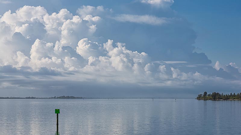 Wide shot of Indian river.