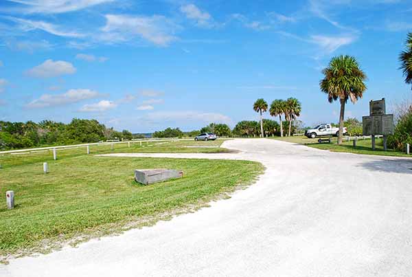 Entrance road to park